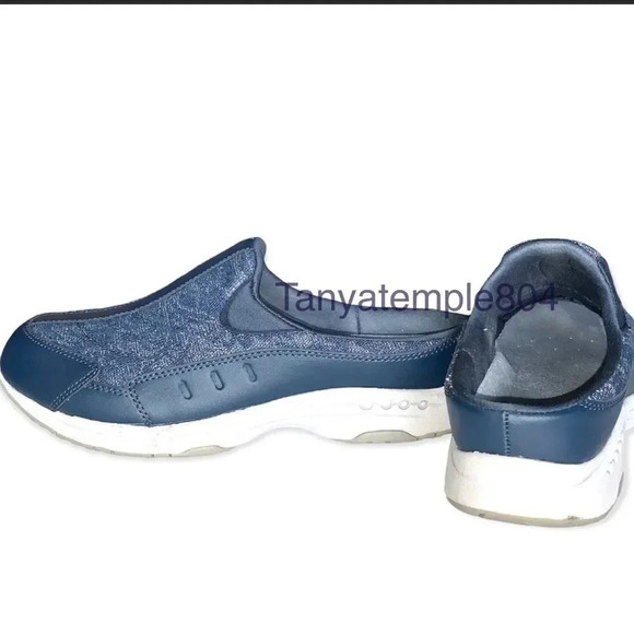 Easy Spirit Travel Time Classic Clogs - Picture 1 of 12